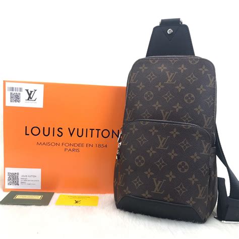 louis vuitton erkek omuz çantası|louis vuitton erkek çanta.